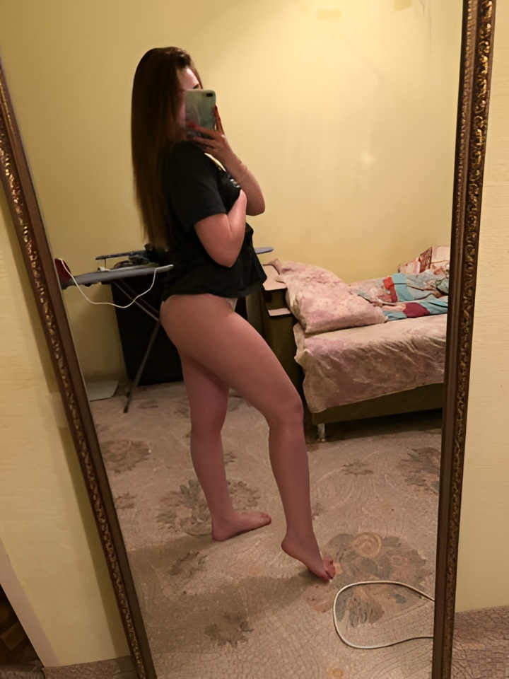 Анастасия привлекальеная девушка из Ванино цена от 3000 руб