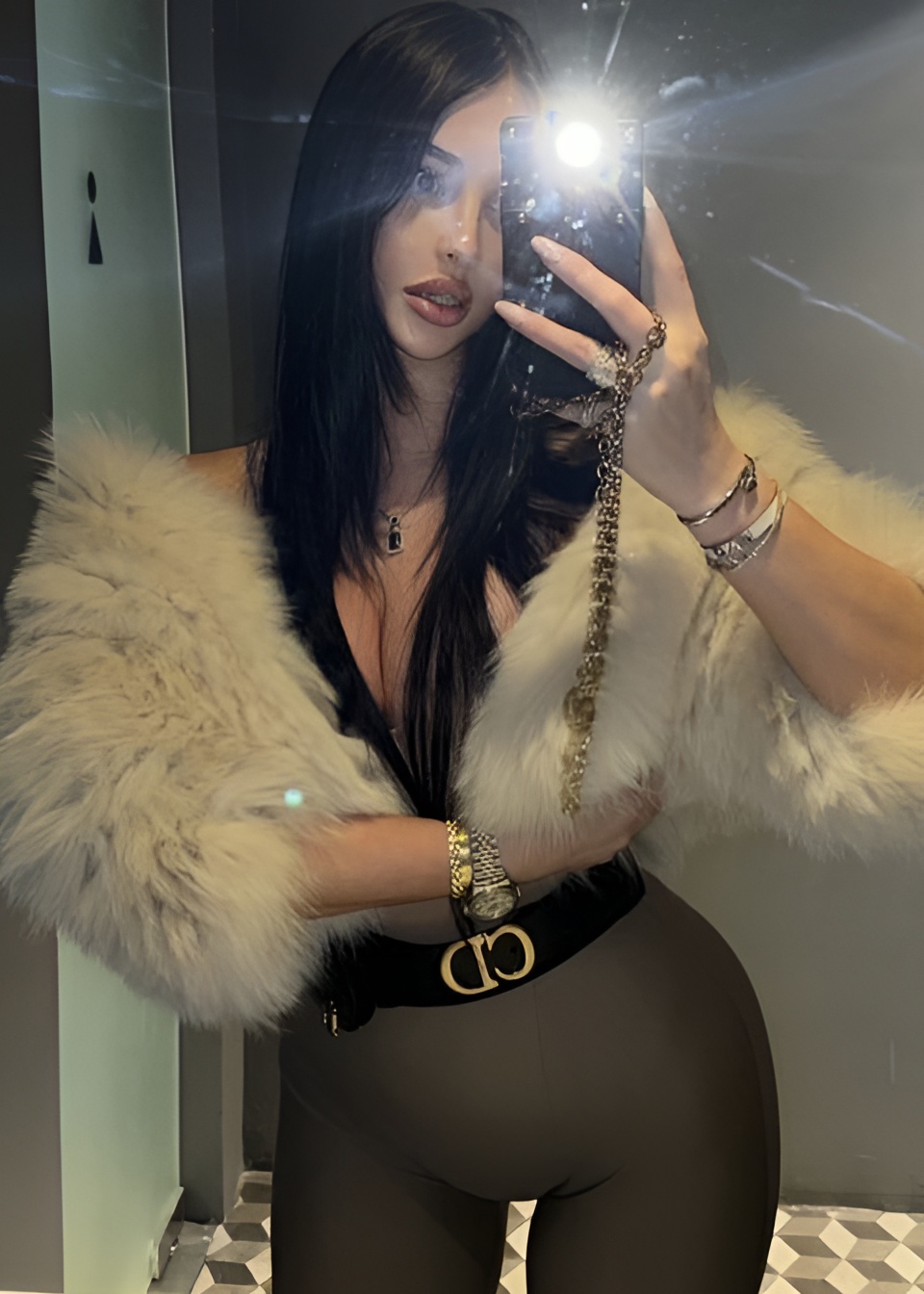 Индивидуалка ЕВА TOP, доступна для личного знакомства от 18000 руб