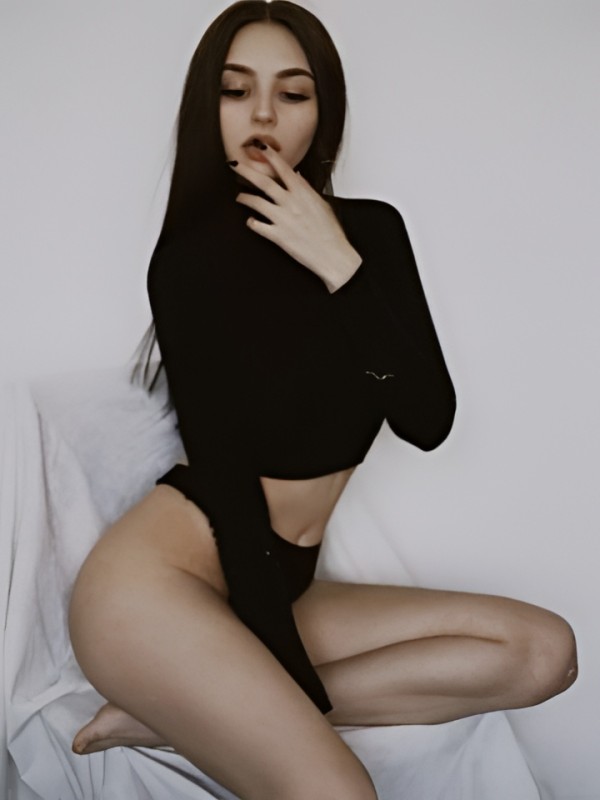 Дарина привлекательная девушка из Ванино цена от 4000 руб