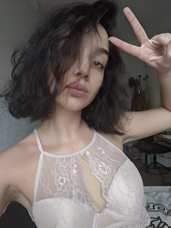 Вероника привлекательная девушка из Ванино цена от 2000 руб