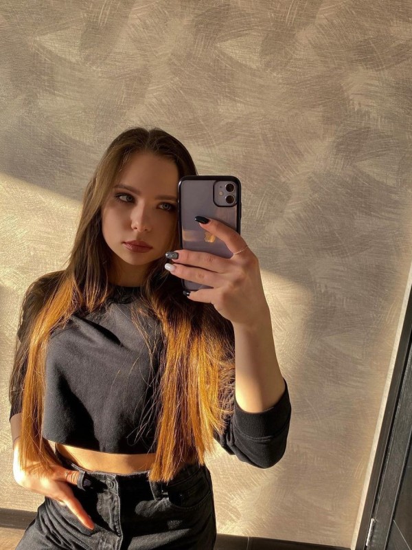 Карина привлекательная девушка из Ванино цена от 3000 руб