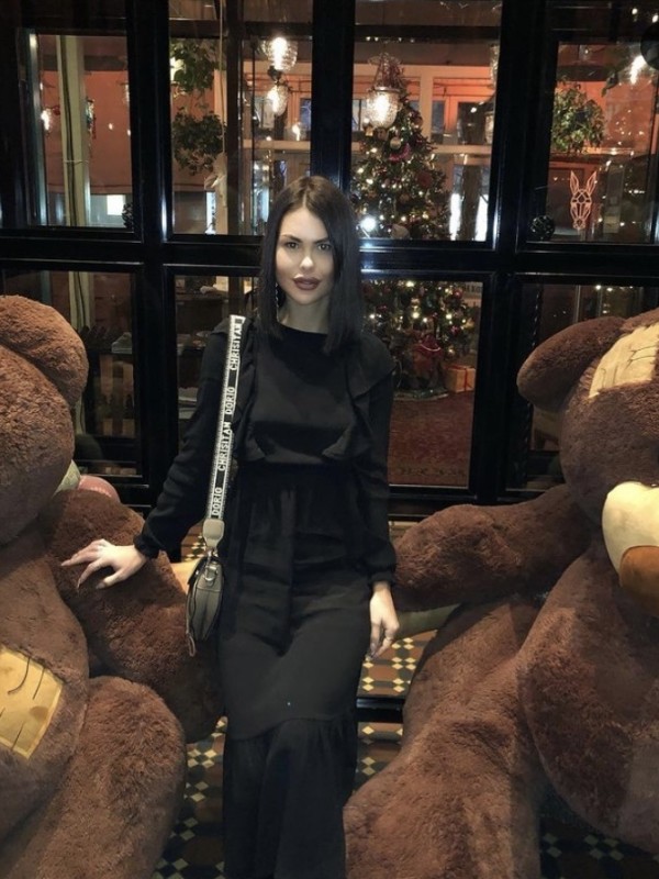 🎥 Марина привлекательная девушка из Ванино цена от 3500 руб