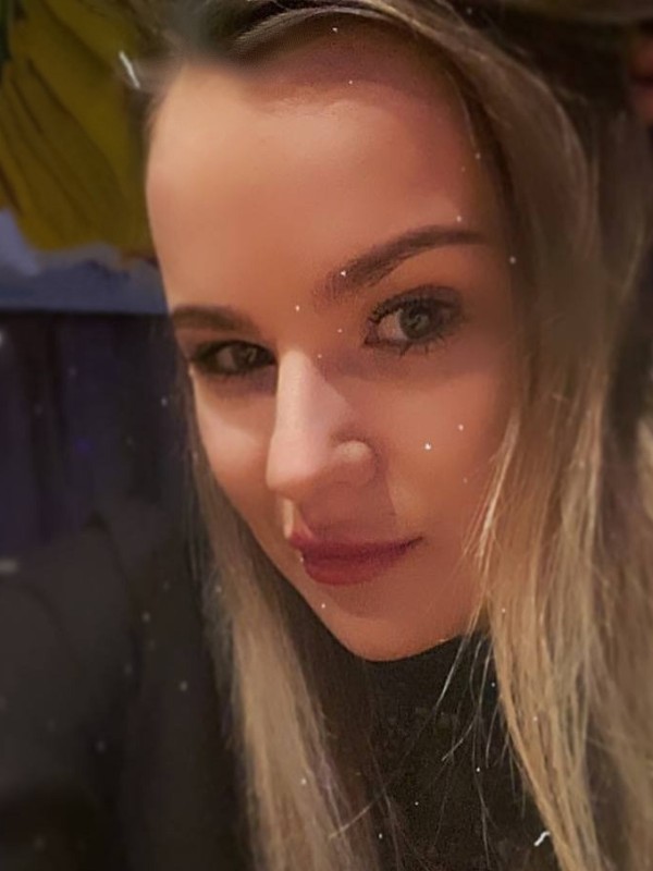 Ирина привлекательная девушка из Ванино цена от 3500 руб