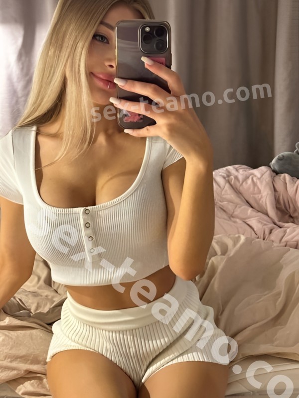 Настя из Ванино